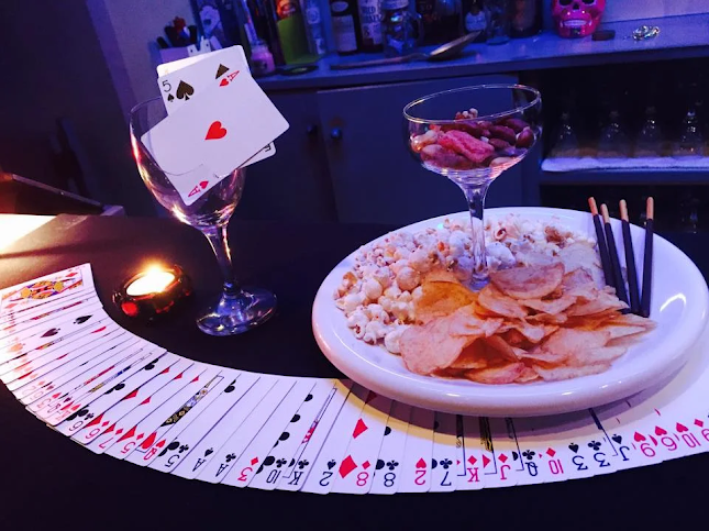 Opinii despre マジックバー ａｒｃａｎａ （アルカナ） în 旭川市 - 飲食業