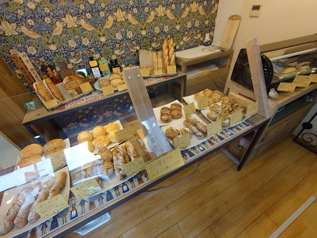 ラフォレ・エ・ラ・ターブル - 飲食業