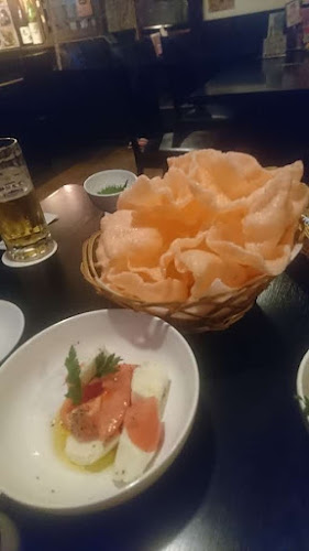 ダイニングバー YOTTE