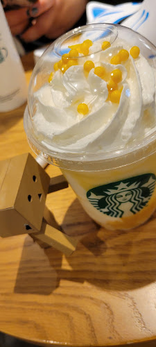 Opinii despre スターバックス コーヒー コレド室町テラス店 în 中央区 - 飲食業