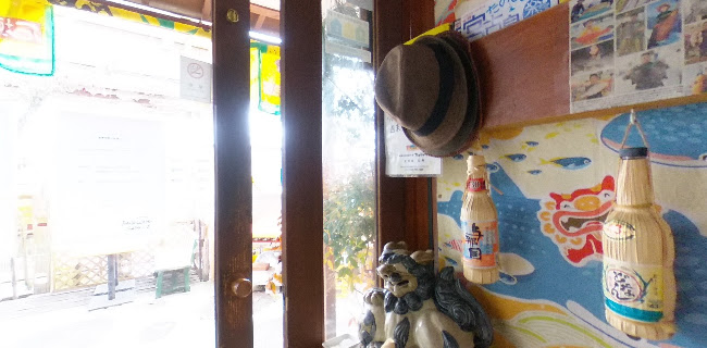 おきなわんｃａｆｅちゅらかーぎ - 川西市