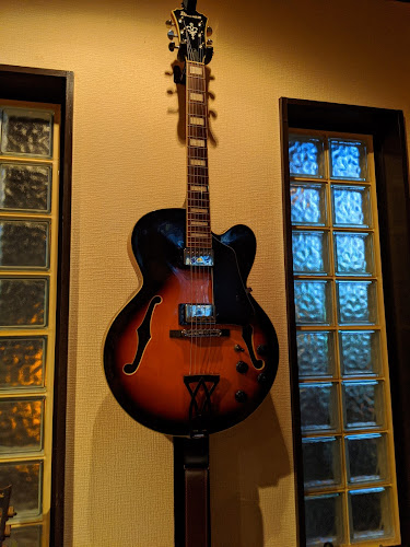 メローグルーブ - 飲食業