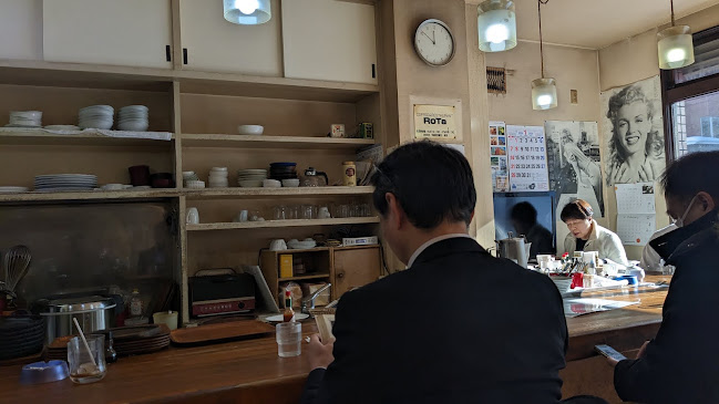 〒064-0811 北海道札幌市中央区南１１条西８丁目１−１１