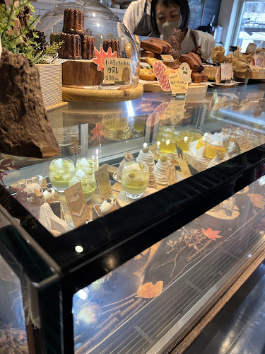 ドットカフェ - 飲食業