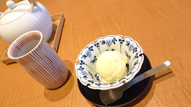 Opinii despre 和重 în 佐世保市 - 飲食業