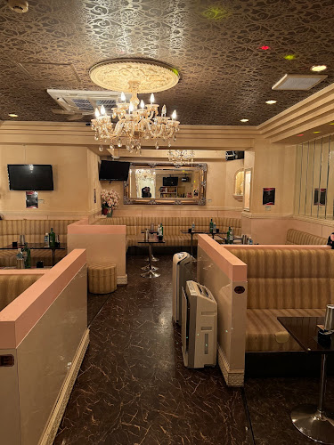 Comentarii opinii despre パブ華奈