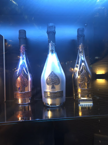 BAR up to you - 飲食業