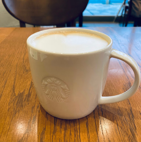 Comentarii opinii despre スターバックス コーヒー イオン入間店