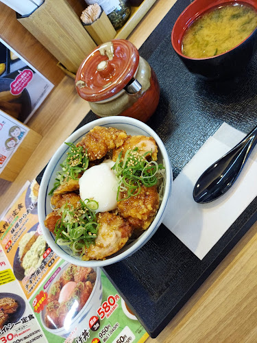 Comentarii opinii despre からあげ専門店 からしげ 鳴子店