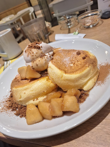 〒530-0017 大阪府大阪市北区角田町３−２５ 梅田エスト １Ｆ