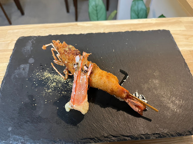 〒790-0916 愛媛県松山市束本１丁目３−１５