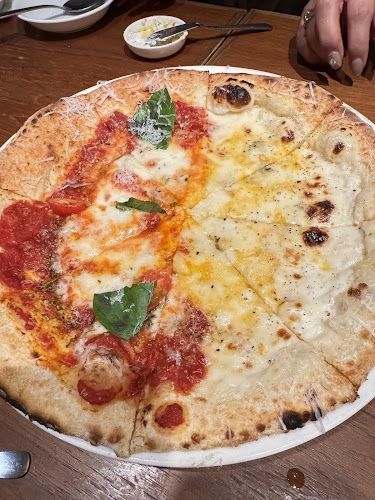 オイスターバー＆魚イタリアン 京橋ロビン - 大阪市