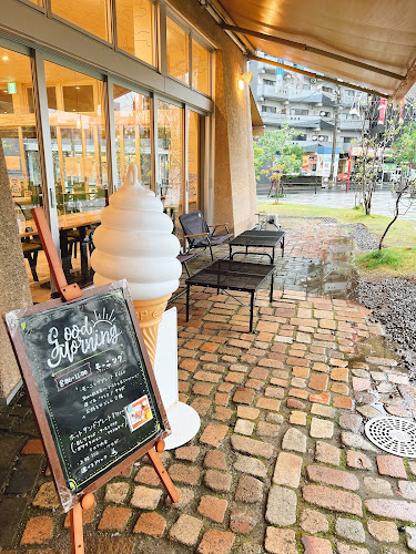 Opinii despre BlackSmith PREMIUM GARDEN în 鹿児島市 - 飲食業