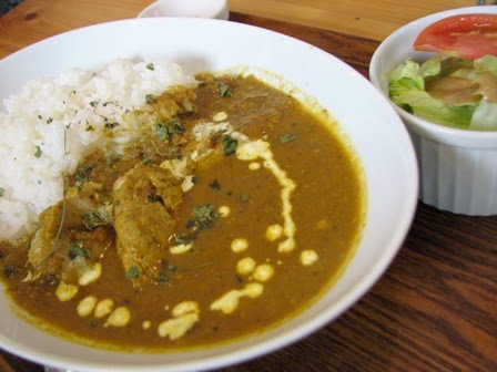 Opinii despre 服と雑貨＆カフェ 地球館 în 東大阪市 - 飲食業