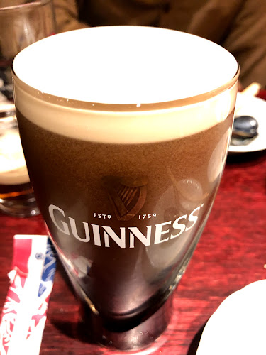 Opinii despre HUB東京オペラシティ店 în 新宿区 - 飲食業