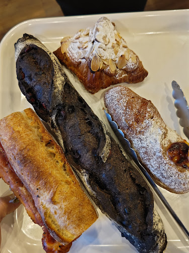 Comentarii opinii despre Y's bakery