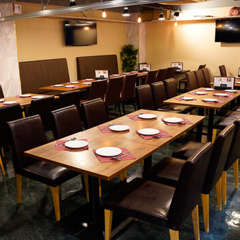 秋葉原ダイニング ラフィーネ - 飲食業