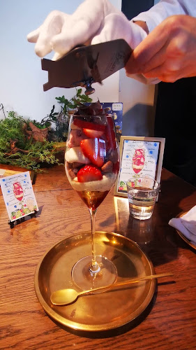 ドットカフェ - 飲食業