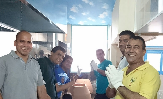 Comentarii opinii despre インド料理 ガンガマハル 淡路店