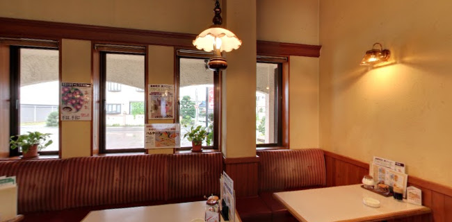 〒480-0132 愛知県丹羽郡大口町秋田２丁目１−２