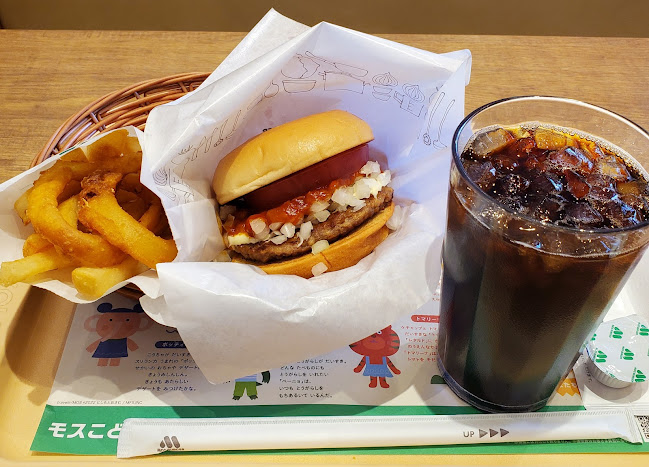 モスバーガー久留米上津店