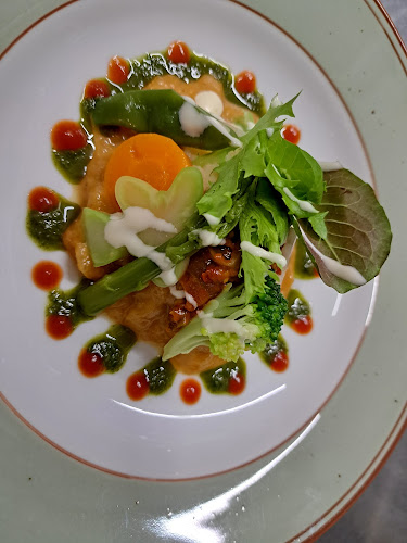 〒680-0831 鳥取県鳥取市栄町２０４−１２