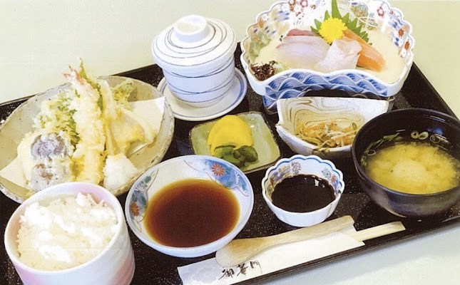 Opinii despre 御華門 în 松江市 - 飲食業