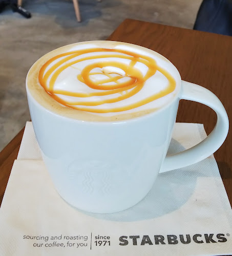 Comentarii opinii despre スターバックス コーヒー 浦和パルコ店