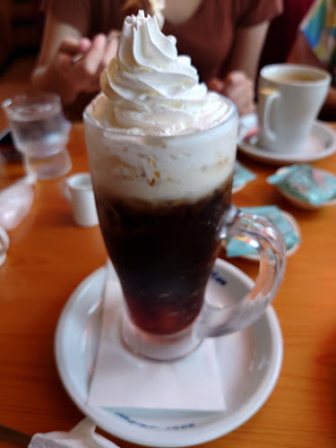 Comentarii opinii despre コメダ珈琲店 沖縄糸満店