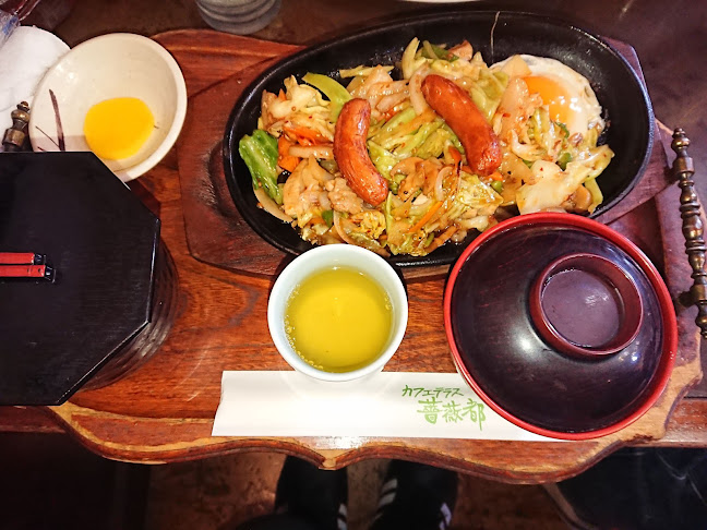 Opinii despre カフェテラス 薔薇都 în 丸亀市 - 飲食業