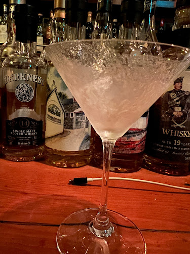 Comentarii opinii despre シングルモルトバー ムーンシャイン