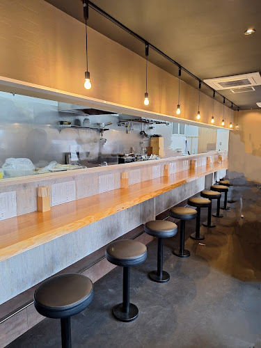 二層泡鶏白湯 神宮寺