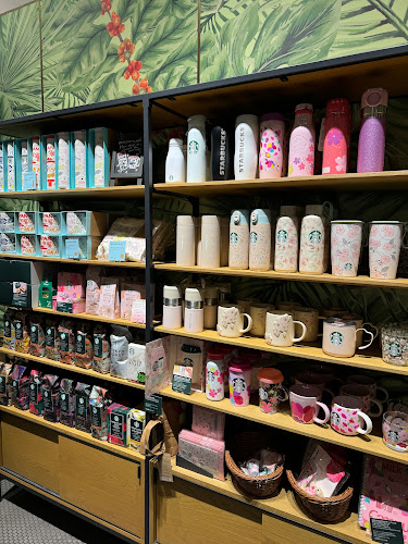 Comentarii opinii despre スターバックス コーヒー JR上野駅 入谷改札前店