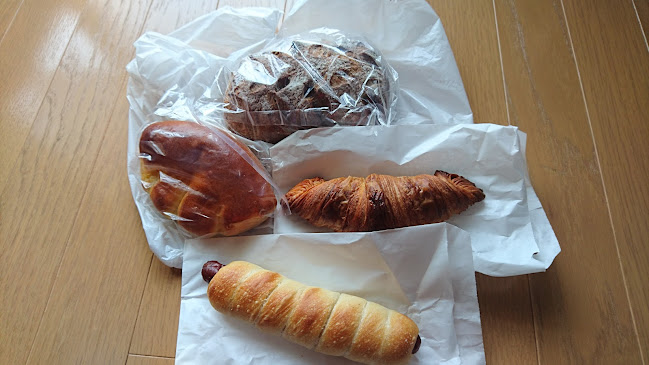 Opinii despre トレマタンブーランジェリー în 名古屋市 - 飲食業