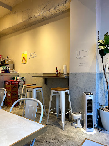 〒150-0012 東京都渋谷区広尾５丁目３−１６