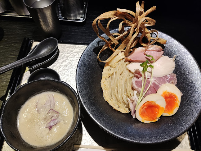 Comentarii opinii despre 鶏Soba 座銀 にぼし店