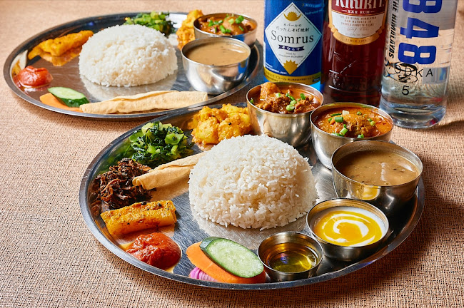 カスタマンダップ - 飲食業