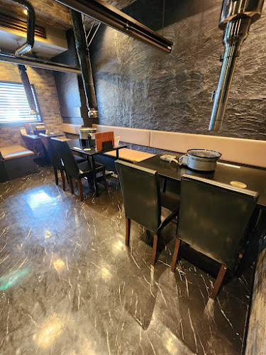 Comentarii opinii despre 千種焼肉 飛騨牛の奴隷