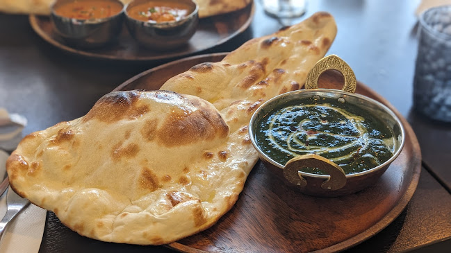 Opinii despre Govinda Curry Bar（ゴヴィンダ カレー バー） în 横浜市 - 飲食業