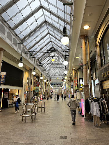 和泉屋 本店 - 飲食業