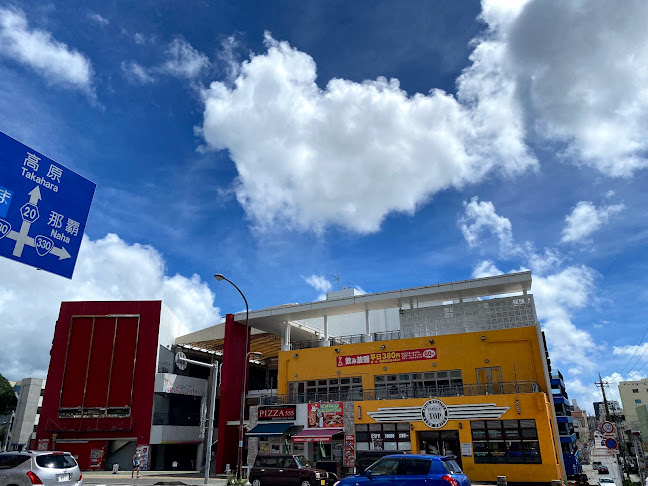 Opinii despre PIZZA555 în 沖縄市 - 飲食業