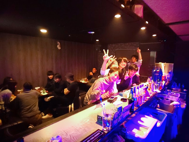 Opinii despre Bar SURVIVE în 高槻市 - 飲食業