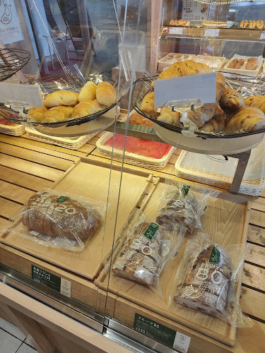 〒780-0061 高知県高知市栄田町２丁目１−１０