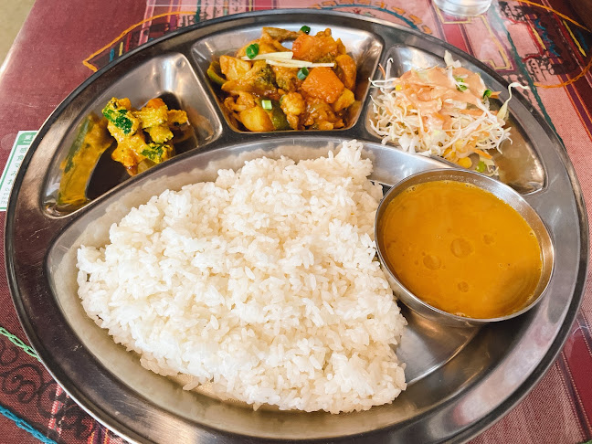 ヒマラヤ - 飲食業