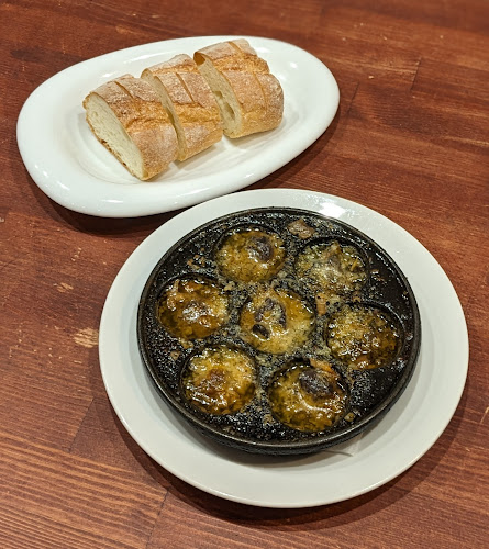 フレンチ居酒屋 えとね - 飲食業