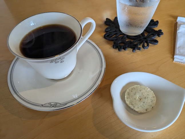 喫茶深鹿（きっさしんろく） - 飲食業