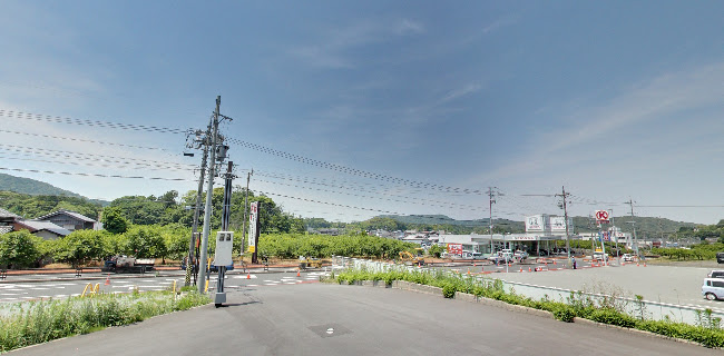 〒516-0027 三重県伊勢市桜木町１１６−２