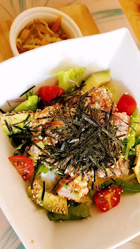 K-Ohana's Surf Locker & Cafe Dining