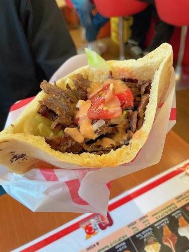 Mega Kebab 大須２号店 Halal ‎حلال ハラール - 飲食業