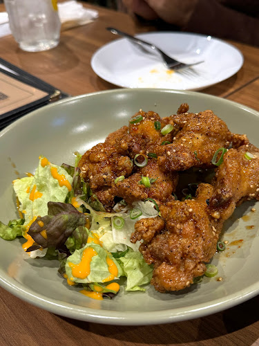 〒740-0018 山口県岩国市麻里布町３丁目１−２３